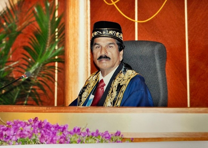 YB DATO' GANESAN