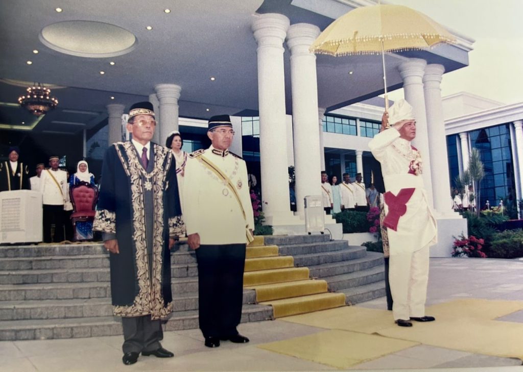 YB DATO' SERI HAJI JUNUS BIN WAHID